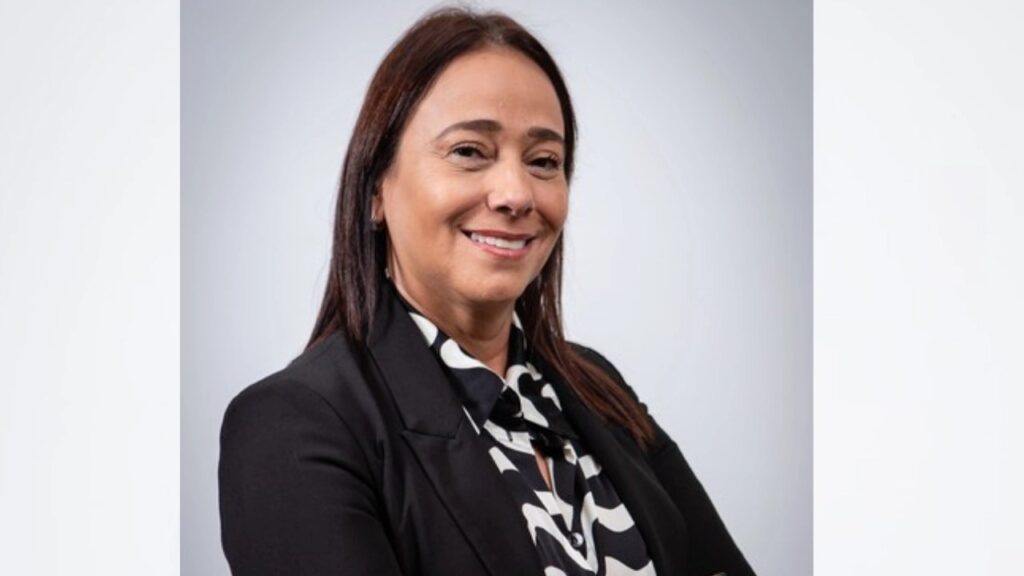 «Me huele a rancio el proceso de paz urbana»: Claudia Carrasquilla, concejala de Medellín «Me huele a rancio el proceso de paz urbana»: Claudia Carrasquilla, concejala de Medellín