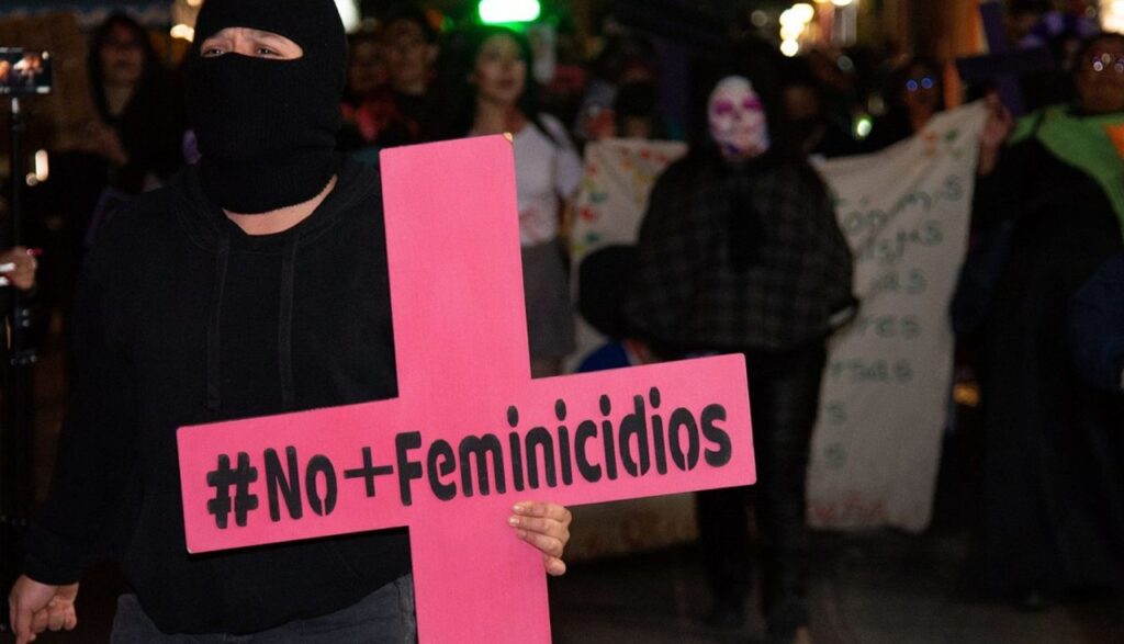 ¡No aceptó el final y la acribilló! Atroz feminicidio en barrio Santander: la mató delante de su hijo de 7 añitos ¡No aceptó el final y la acribilló! Atroz feminicidio en barrio Santander: la mató delante de su hijo de 7 añitos