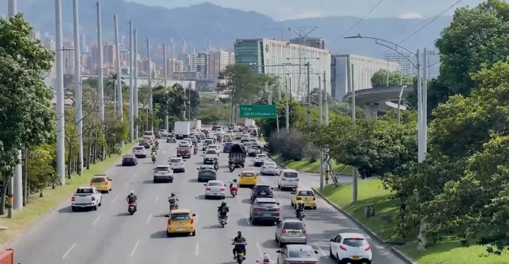La verdad detrás de la imagen que dice que el pico y placa rota el 4 de agosto y ya hay números asignados La verdad detrás de la imagen que dice que el pico y placa rota el 4 de agosto y ya hay números asignados