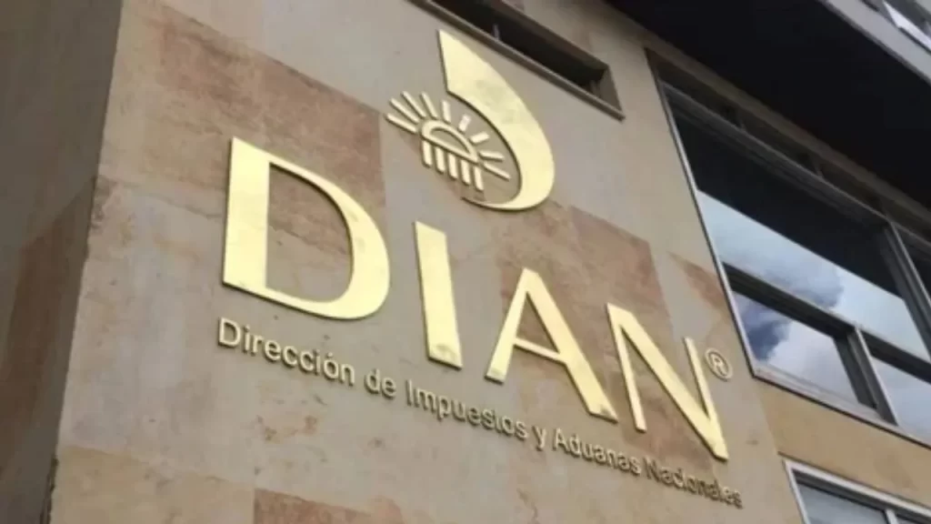 ¡Alerta en la DIAN! Investigan posible hackeo masivo y robo de datos de contribuyentes ¡Alerta en la DIAN! Investigan posible hackeo masivo y robo de datos de contribuyentes