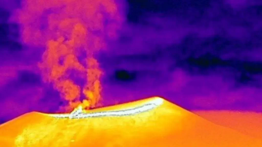 Volcán Puracé entra en alerta amarilla