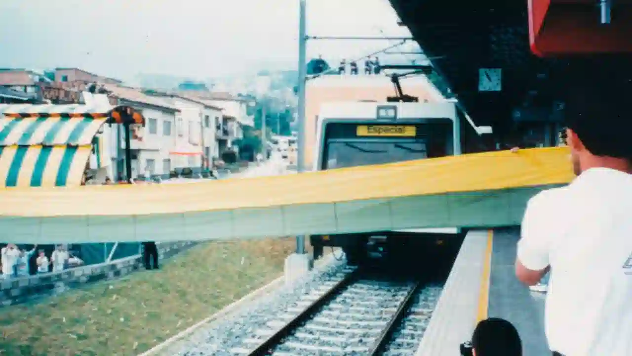 ¡30 años rodando! La Línea B del Metro está de cumple y ya suma