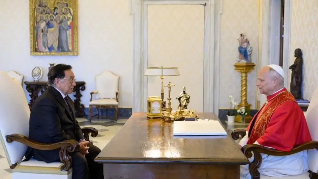 El Papa León XIV recibe al presidente de Perú y confirma su visita a ese país en noviembre