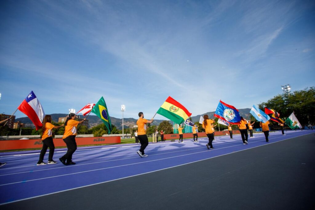 En Medellín se abrió el telón del Campeonato Panamericano de Atletismo con cientos de atletas del continente