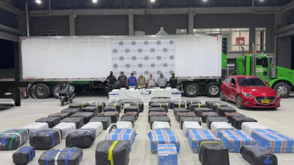 Incautadas casi dos toneladas de marihuana