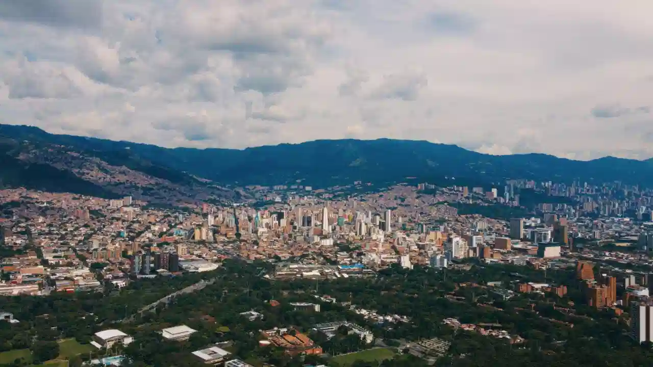 Venezolanos en Medellín recibirán atención psicosocial por crisis en su país