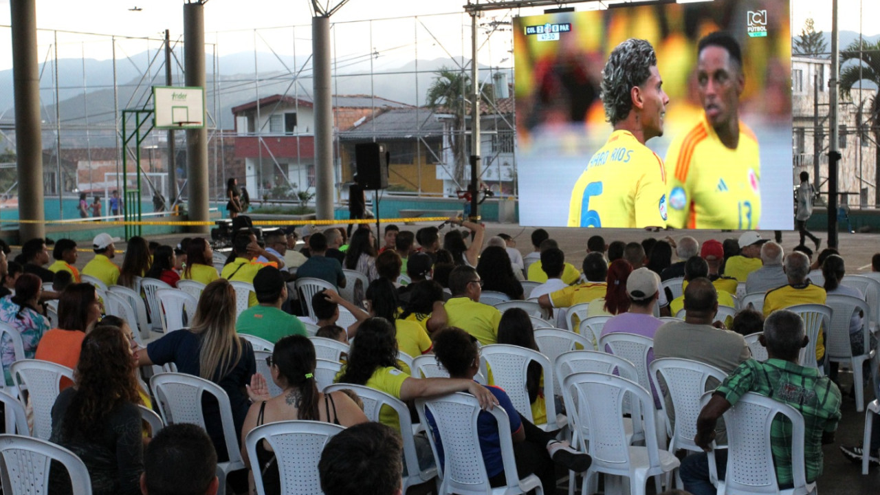 Refuerzan seguridad para partido de Colombia