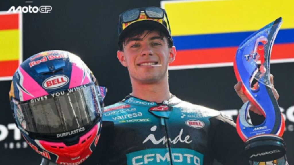 Triunfo para Colombia: David Alonso ganó por 24 milésimas de segundo en el GP de Países Bajos de Moto2