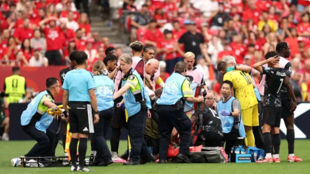 VIDEO| El jugador canadiense, Ismaël Koné, sufrió una dura lesión en la goleada que sufrió Qatar ante Canadá