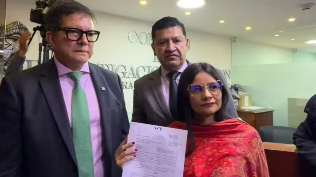 Angie Rodríguez denunció a Petro ante Comisión de Acusación Angie Rodríguez denunció a Petro ante Comisión de Acusación