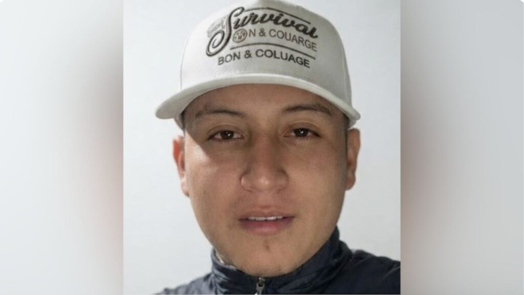 Buscan a Andrés Felipe, joven de 22 años que fue visto por última vez en Medellín: ¿Sabe algo de su paradero? Buscan a Andrés Felipe, joven de 22 años que fue visto por última vez en Medellín: ¿Sabe algo de su paradero?