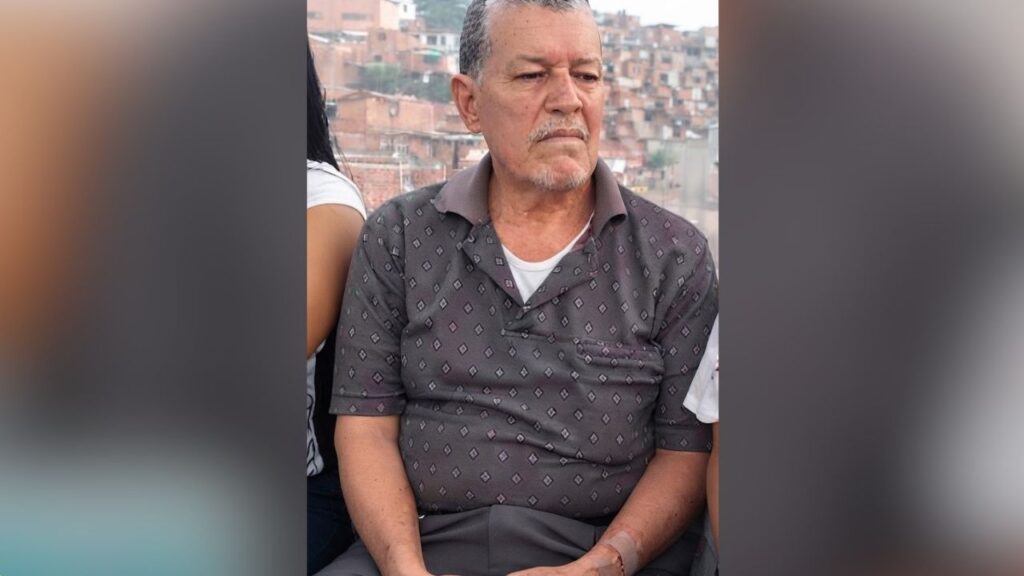 Buscan a Jesús Enrique, adulto mayor con Alzheimer desaparecido en Medellín Buscan a Jesús Enrique, adulto mayor con Alzheimer desaparecido en Medellín