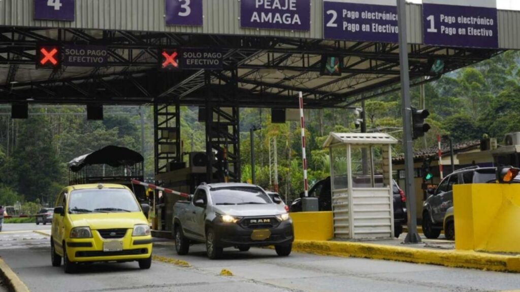 Dos muertos y 23 lesionados en siniestros viales de Antioquia durante puente festivo Dos muertos y 23 lesionados en siniestros viales de Antioquia durante puente festivo