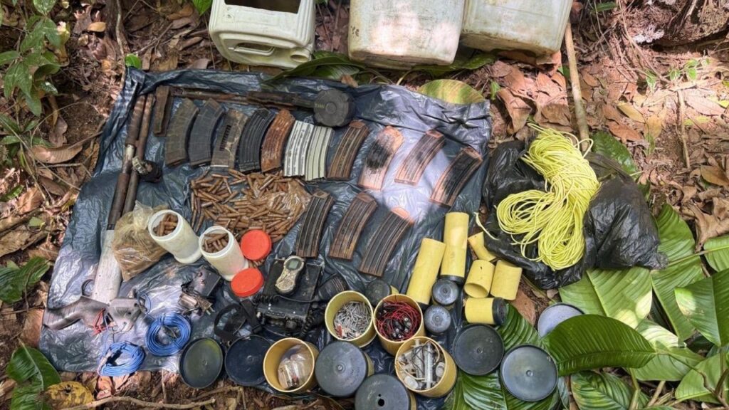 Ejército incautó escopeta, explosivos y 470 cartuchos en depósito ilegal de Remedios