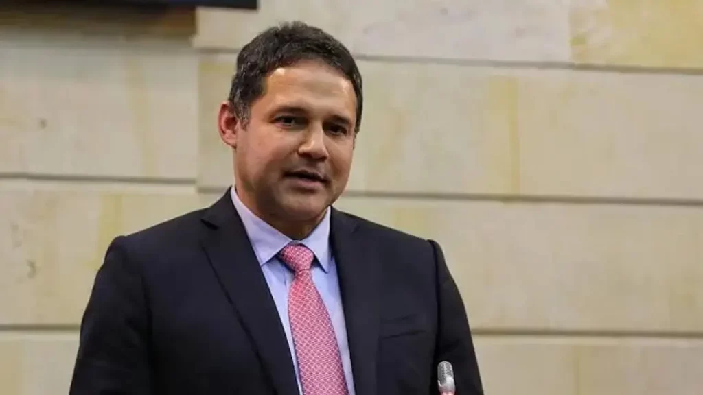 El Pacto Histórico le da la presidencia del Senado al Centro Democrático en cabeza de Honorio Henríquez El Pacto Histórico le da la presidencia del Senado al Centro Democrático en cabeza de Honorio Henríquez
