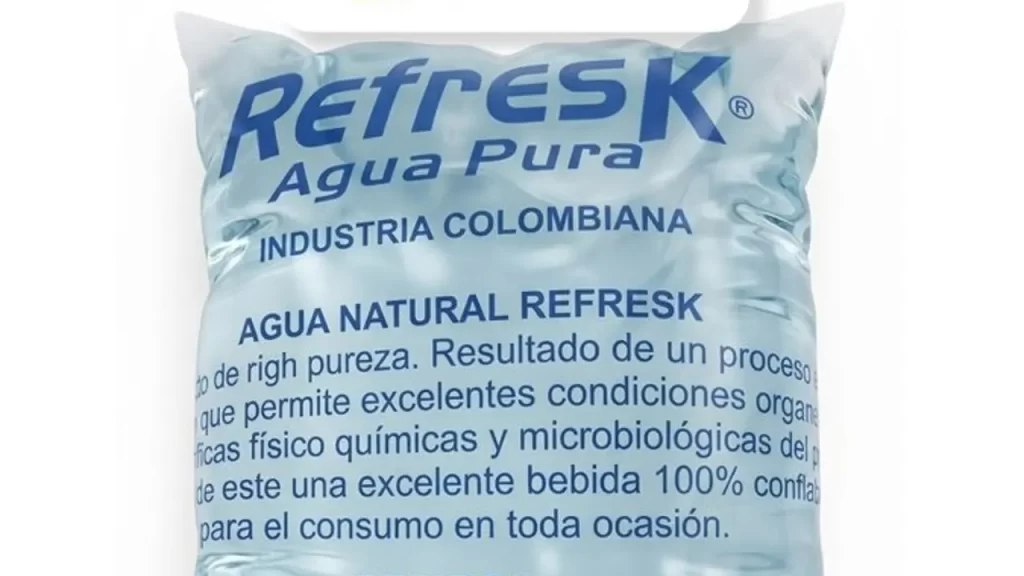Invima alerta sobre la comercialización fraudulenta del agua marca «REFRESK»