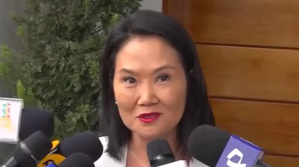 Keiko Fujimori anuncia el inicio del proceso de transición tras la proclamación del JNE