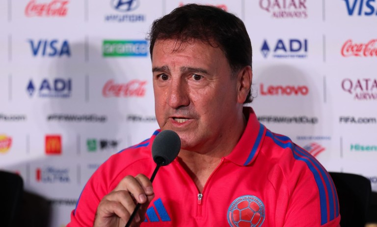 La Federación Colombiana de Fútbol renueva el contrato de Néstor Lorenzo como director técnico de la Selección Colombia