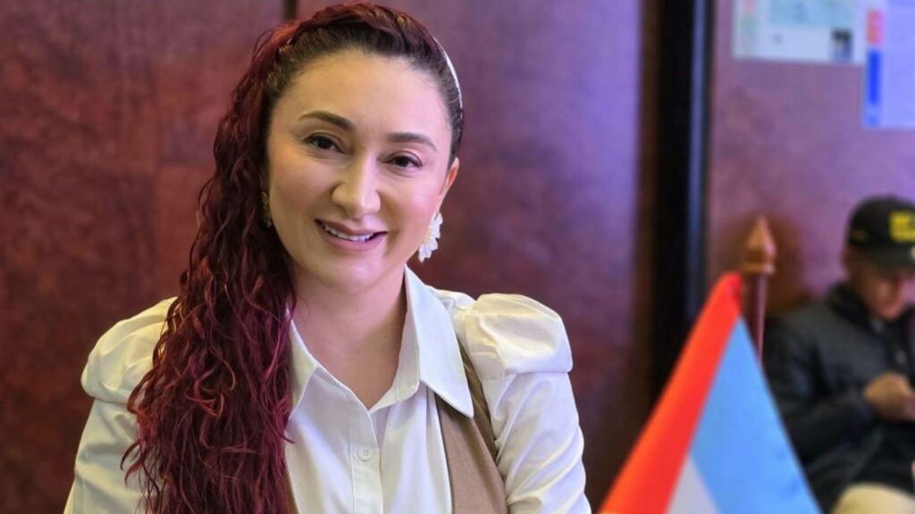 Lorena González, alcaldesa de Bello, asume la vocería del Valle de Aburrá para el empalme con el gobierno de Abelardo De la Espriella Lorena González, alcaldesa de Bello, asume la vocería del Valle de Aburrá para el empalme con el gobierno de Abelardo De la Espriella
