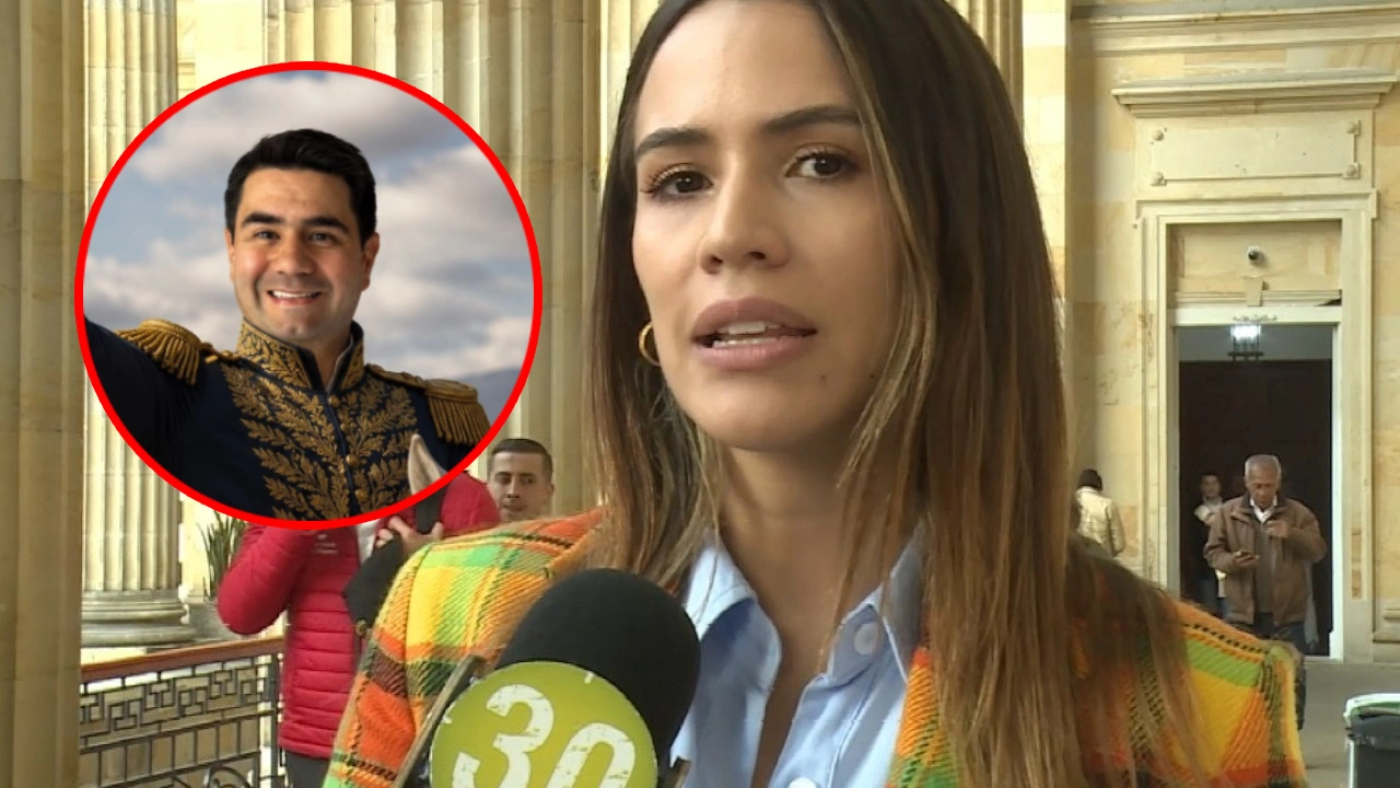 2 Mafe Carrascal pasó de posesionar a Simón Bolívar a decir que los colombianos trabajan 60 horas diarias