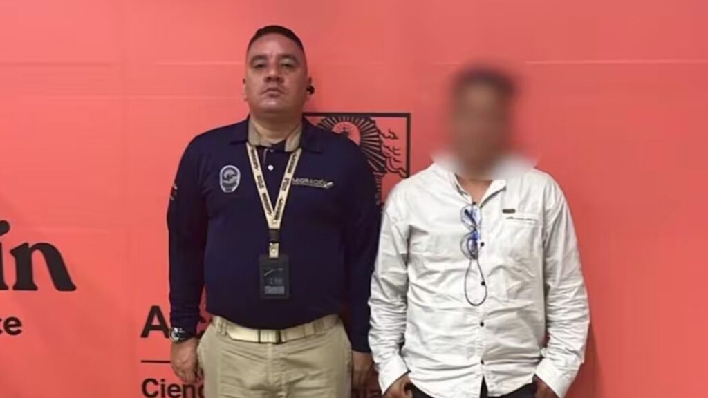Migración Colombia impidió el ingreso de un peruano que pretendía trabajar en minas ilegales de Antioquia Migración Colombia impidió el ingreso de un peruano que pretendía trabajar en minas ilegales de Antioquia