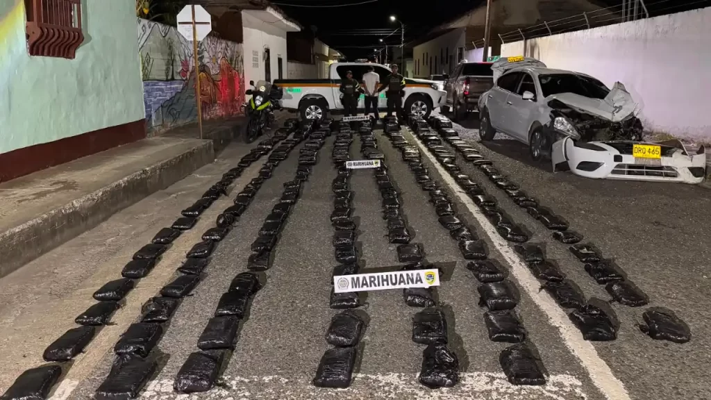 Policía incauta 581 kilos de marihuana en Valle del Cauca Policía incauta 581 kilos de marihuana en Valle del Cauca