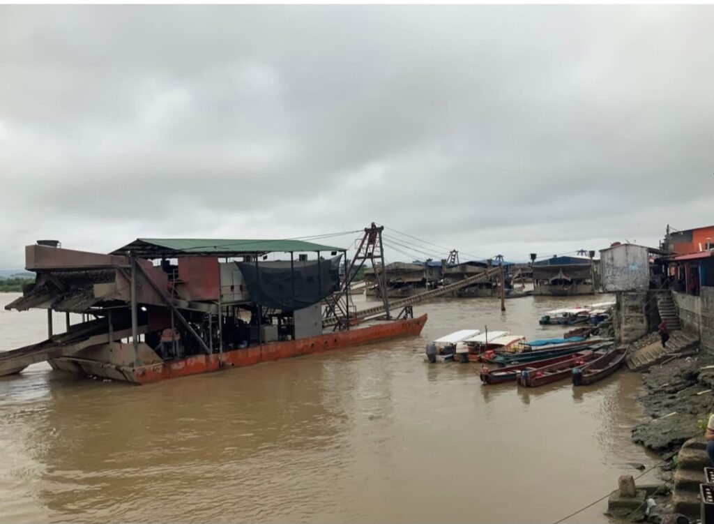Por bajos niveles del río Cauca, Nechí se encuentra sin suministro continuo de agua Por bajos niveles del río Cauca, Nechí se encuentra sin suministro continuo de agua