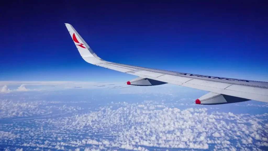 Vuelo París-Bogotá aterrizó de emergencia en España