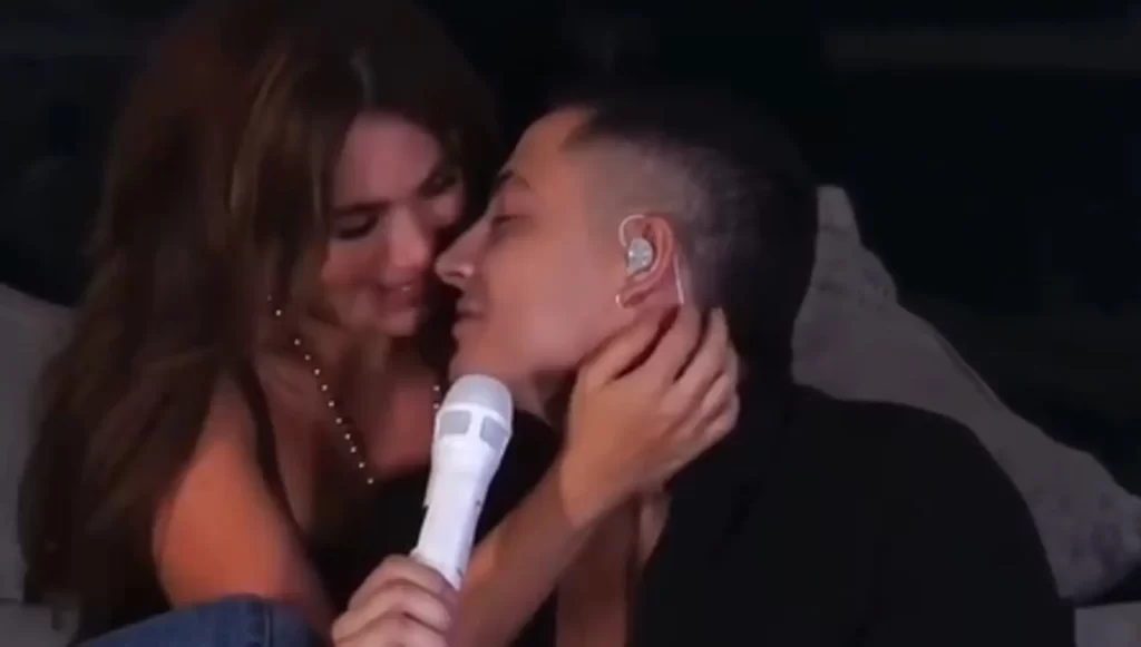 ¡Con un besito y una serenata! Así confirmaron su noviazgo Sara Uribe y el cantante Camilo Méndez ¡Con un besito y una serenata! Así confirmaron su noviazgo Sara Uribe y el cantante Camilo Méndez