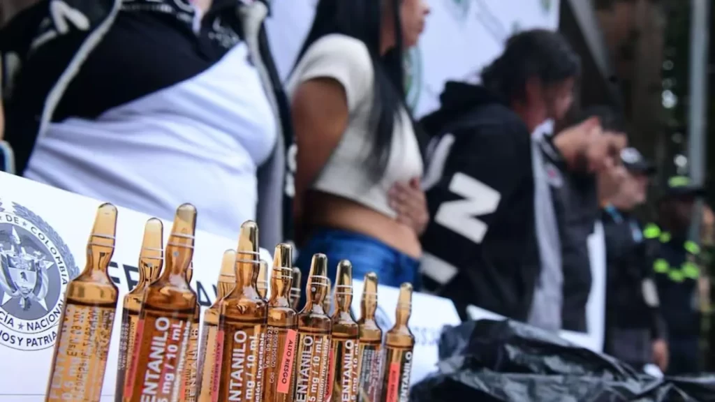 ¡Fabricaban Tusi con fentanilo! Caen ocho integrantes del grupo ‘Caicedo’ en Medellín ¡Fabricaban Tusi con fentanilo! Caen ocho integrantes del grupo ‘Caicedo’ en Medellín