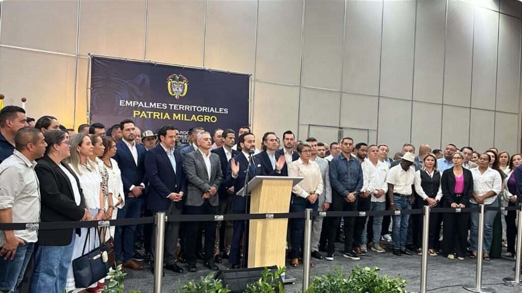 ¿Qué pasará con las obras? Los acuerdos luego del empalme regional entre el gobierno de Abelardo y Antioquia ¿Qué pasará con las obras? Los acuerdos luego del empalme regional entre el gobierno de Abelardo y Antioquia