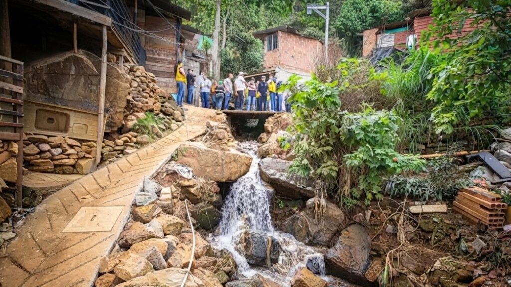¿Vive cerca de la quebrada La Mansión en Manrique? Ojo, porque 90 familias deberán evacuar por riesgo de inundación