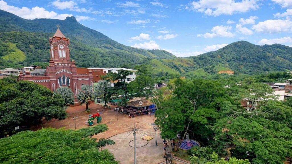 Conozca los municipios de Antioquia que celebrarán sus fiestas con un enfoque solidario Conozca los municipios de Antioquia que celebrarán sus fiestas con un enfoque solidario