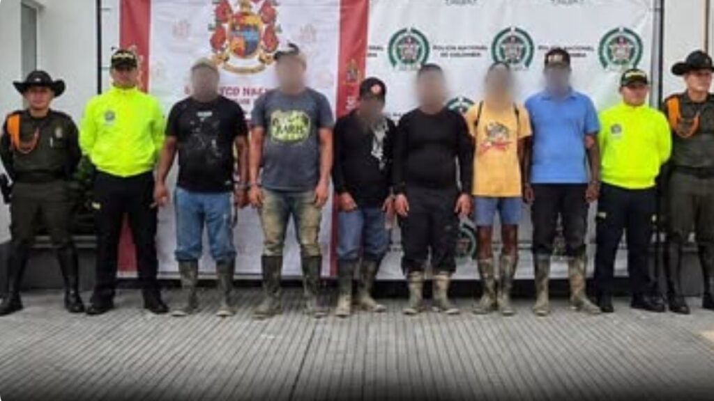 Destruyen maquinaria por .300 millones en redada contra la minería ilegal en Mutatá