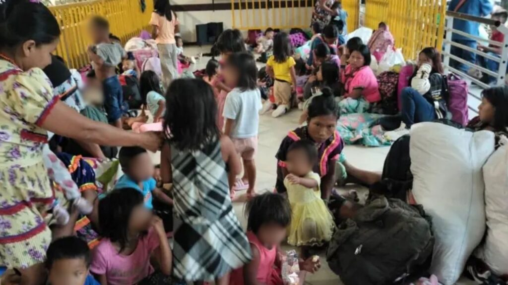 Indígenas del Chocó regresaron a Quibdó: Medellín garantizó protección y ayudas humanitarias Indígenas del Chocó regresaron a Quibdó: Medellín garantizó protección y ayudas humanitarias