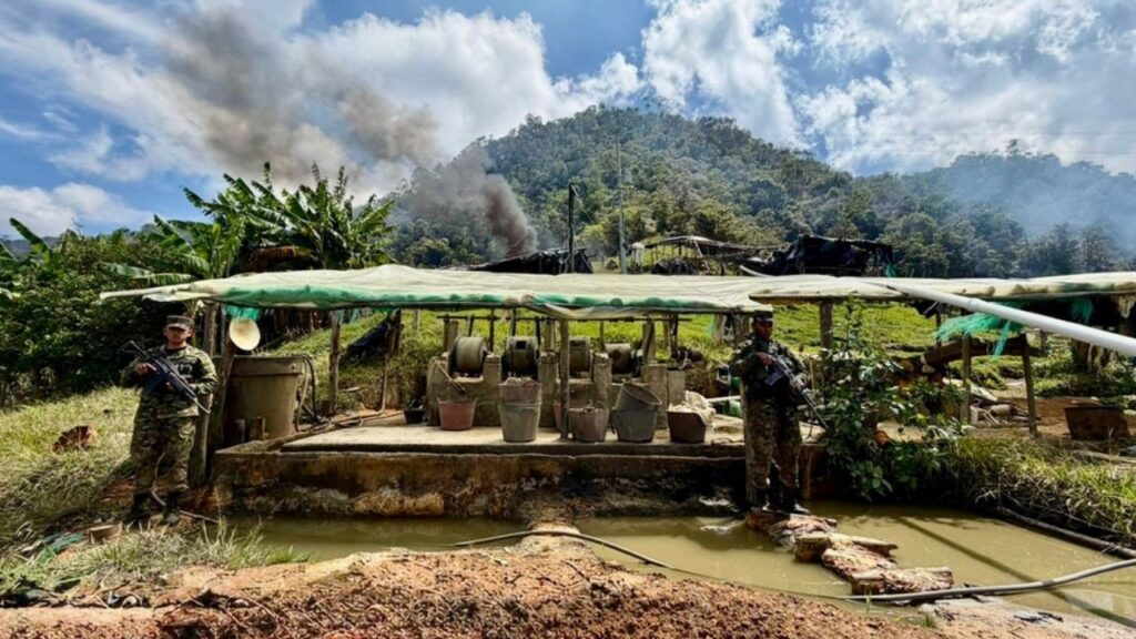 Intervienen mina ilegal que producía hasta 650 millones de pesos en San Rafael Intervienen mina ilegal que producía hasta 650 millones de pesos en San Rafael