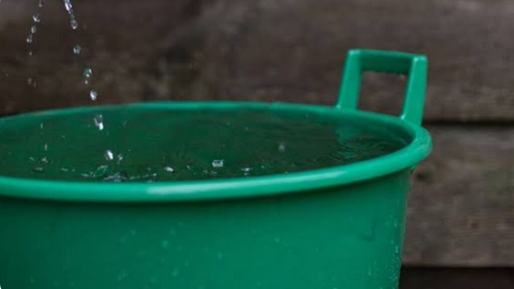 Alcalde de Medellín exhortó a la población a ahorrar agua y energía entregando recomendaciones para mitigar riesgos Alcalde de Medellín exhortó a la población a ahorrar agua y energía entregando recomendaciones para mitigar riesgos