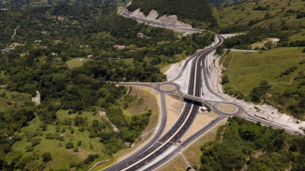 Antioquia busca impulsar cinco proyectos viales mediante valorización Antioquia busca impulsar cinco proyectos viales mediante valorización
