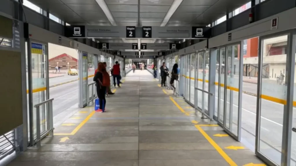 Asesinan a guarda de seguridad de TransMilenio impedir el ingreso de una persona sin pagar Asesinan a guarda de seguridad de TransMilenio impedir el ingreso de una persona sin pagar