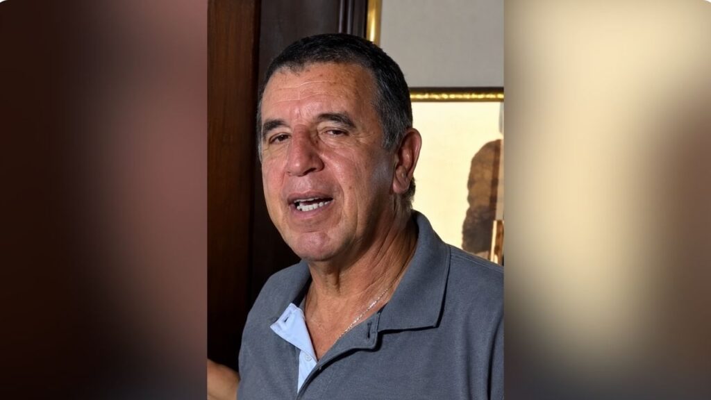 Buscan desde el 14 de septiembre a Jhon Jairo; lo vieron por última vez en el barrio Simón Bolívar de Medellín Buscan desde el 14 de septiembre a Jhon Jairo; lo vieron por última vez en el barrio Simón Bolívar de Medellín