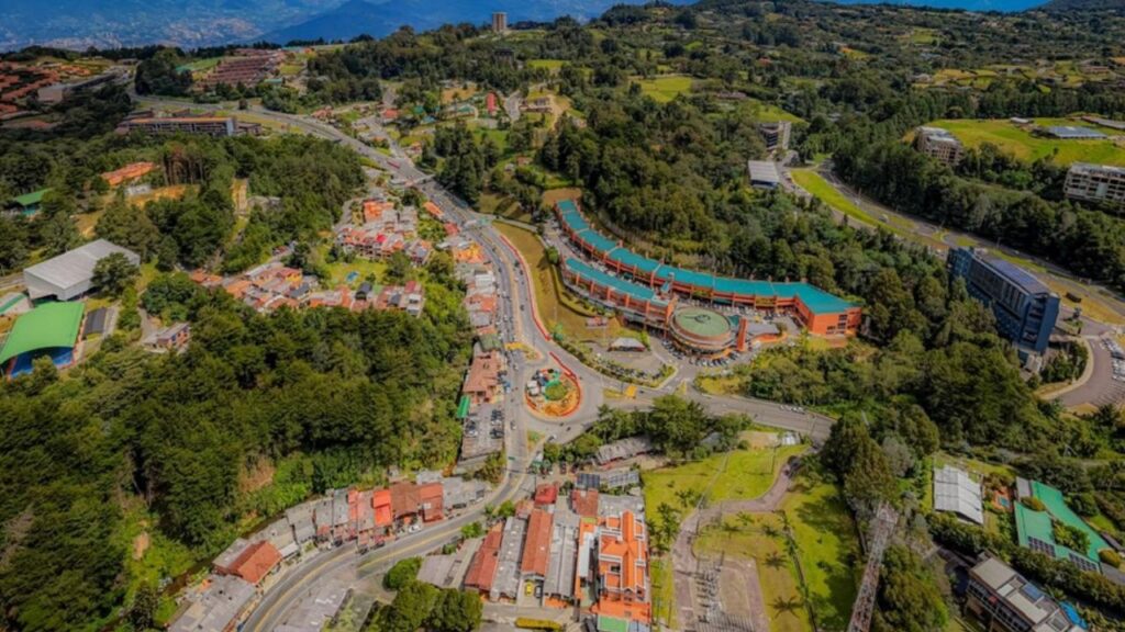 Conozca las rutas alternas del Alto Palmas por obras del Intercambio Vial; les contamos los detalles Conozca las rutas alternas del Alto Palmas por obras del Intercambio Vial; les contamos los detalles