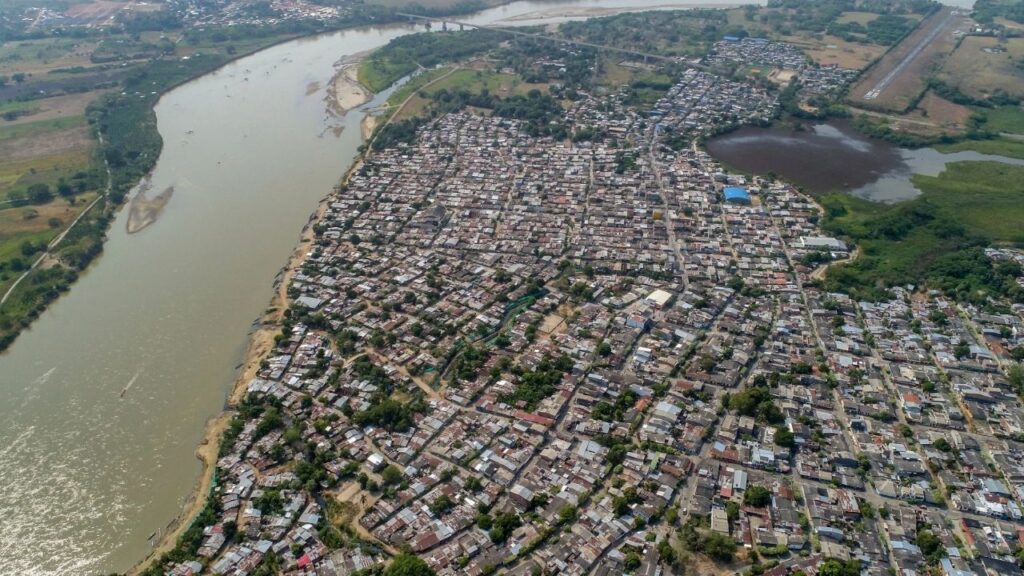 El Ejército reportó combates contra presuntos integrantes del Clan del Golfo en Caucasia El Ejército reportó combates contra presuntos integrantes del Clan del Golfo en Caucasia