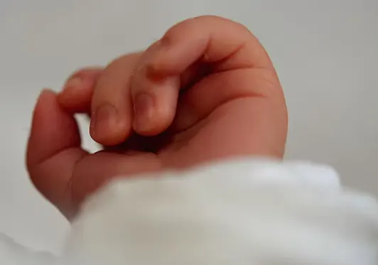 Falleció bebé de tres meses de Nechí que esperaba traslado médico; EPS Coosalud había sido denunciada por demoras Falleció bebé de tres meses de Nechí que esperaba traslado médico; EPS Coosalud había sido denunciada por demoras