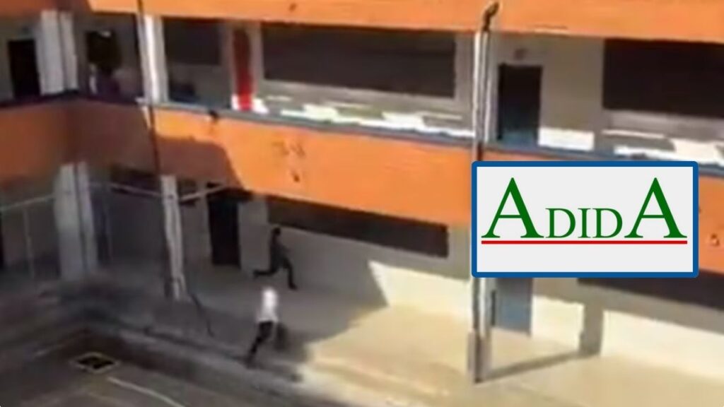 «La escuela es territorio de paz»: ADIDA exige respuestas tras disparos de un alumno en colegio de Medellín «La escuela es territorio de paz»: ADIDA exige respuestas tras disparos de un alumno en colegio de Medellín