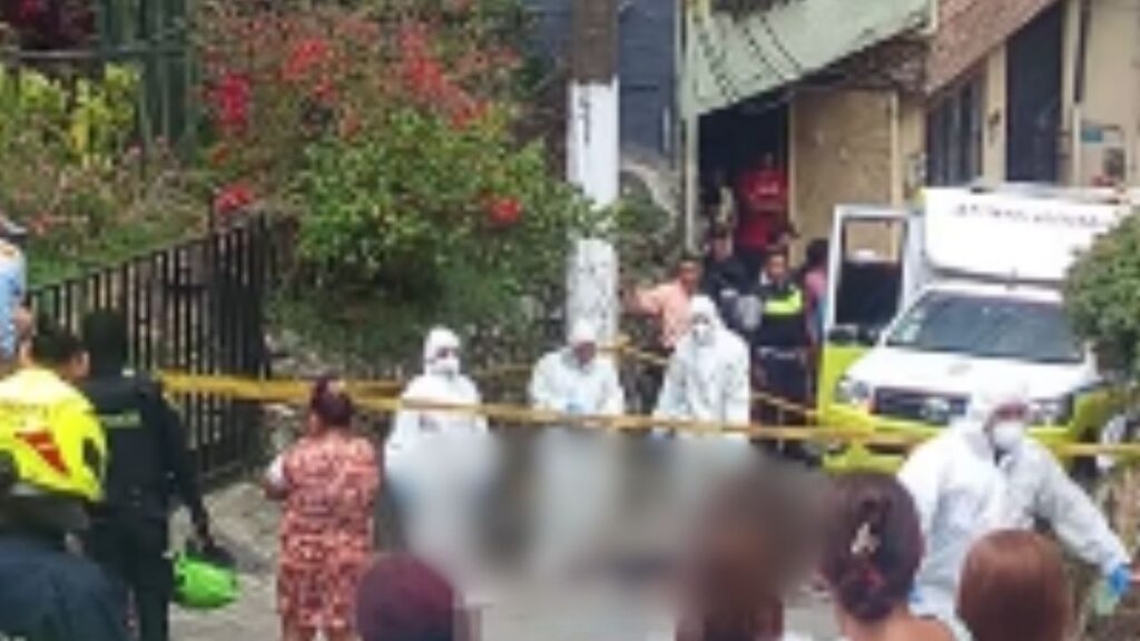 Una adulta mayor falleció en San Cristóbal luego de ser arrollada por una moto en la que iban dos menores Una adulta mayor falleció en San Cristóbal luego de ser arrollada por una moto en la que iban dos menores