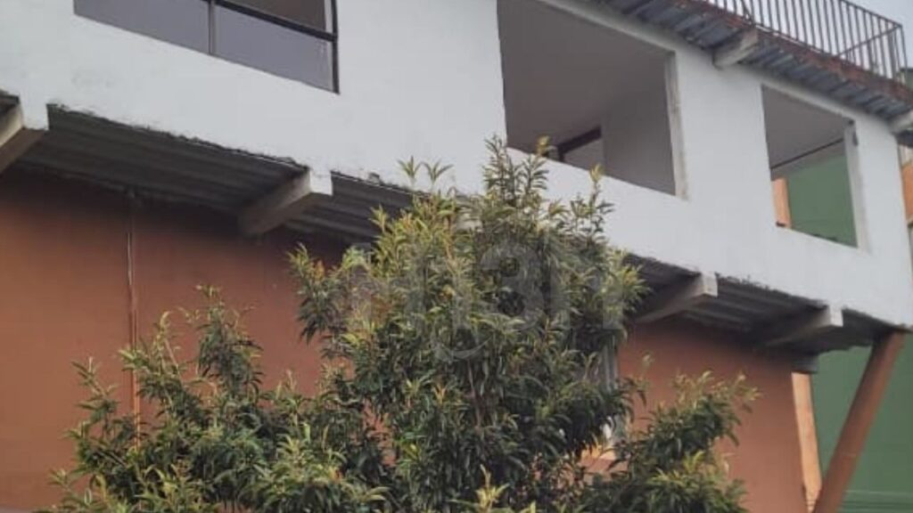 Van a demoler un edificio de tres pisos en San Antonio de Prado ¿por qué? Van a demoler un edificio de tres pisos en San Antonio de Prado ¿por qué?