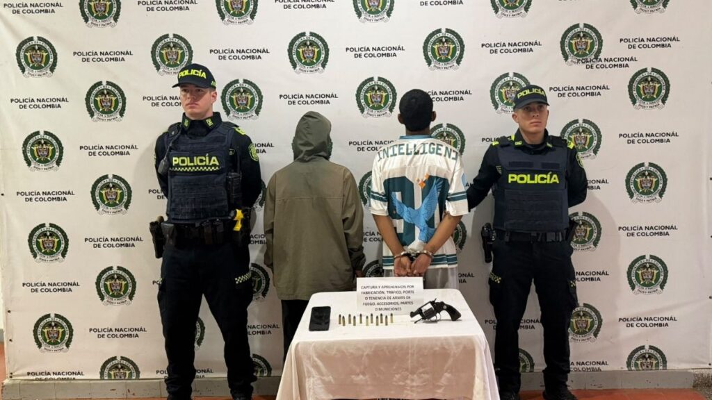 un adulto capturado y un menor aprehendido en Urrao un adulto capturado y un menor aprehendido en Urrao