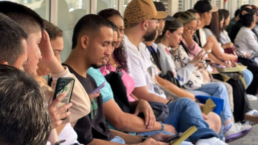 DAVIARENA y La Estrella realizarán feria de empleo con vacantes en el Aburrá Sur DAVIARENA y La Estrella realizarán feria de empleo con vacantes en el Aburrá Sur
